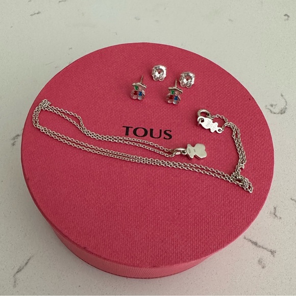 NWOT TOUS Tartan Pendant Necklace and Tartan Earrings Set - Picture 11 of 14